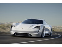 實車都沒影就定目標 保時捷期望電動車一年可賣兩萬部