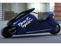 不倒翁重機!自動平衡讓摔車成為過去式