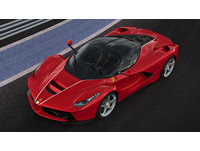 比原車價貴6倍 LaFerrari最終章拍出700萬美元天價