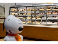 巨無霸史努比迎接你 日本推史努比甜甜圈主題店鋪