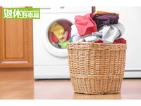 洗衣機裡怎麼老是有衛生紙?一招教你清光褲子衣服屑屑