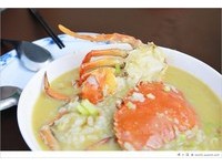 千元路邊攤！台南「整隻螃蟹」海鮮粥超霸氣