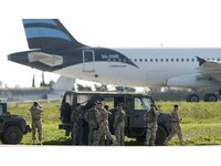 2匪持手榴彈聲稱「親格達費」　利比亞118人客機遭劫！