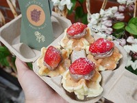 台南超萌甜點　用雞蛋盒子裝的迷你草莓鬆餅！