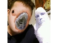 和鸚鵡換臉超杯具　po網釣出獵奇照...最後一張笑噴惹