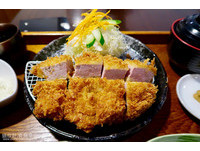 台東人氣日式料理店　池上米、3cm厚炸豬排的夢幻搭配