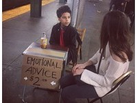 11歲男孩紐約地鐵擺攤當「諮商師」　背後故事有洋蔥