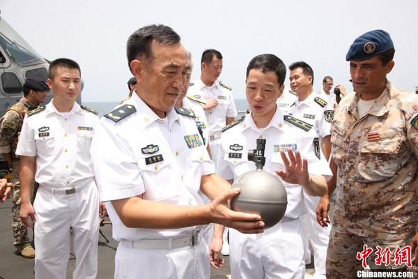 ▼海军中将袁誉柏调任南部战区司令,成为第一位主掌战区的海军将领.