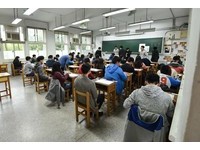 廣州中學最嚴格校規　「禁止男女同時進食堂」網友暴動了！