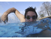加拿大研究：游泳池含尿液　比自來水高570倍