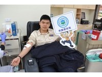 桃園市環保局30役男捐血　發揮「善的循環」