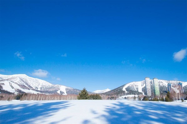 星野北海道滑雪场(图/翻摄自星野リゾート トマム(公式)粉丝专页)