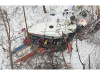 日本救難直升機「貝爾412PEP」墜毀　機上9人全罹難