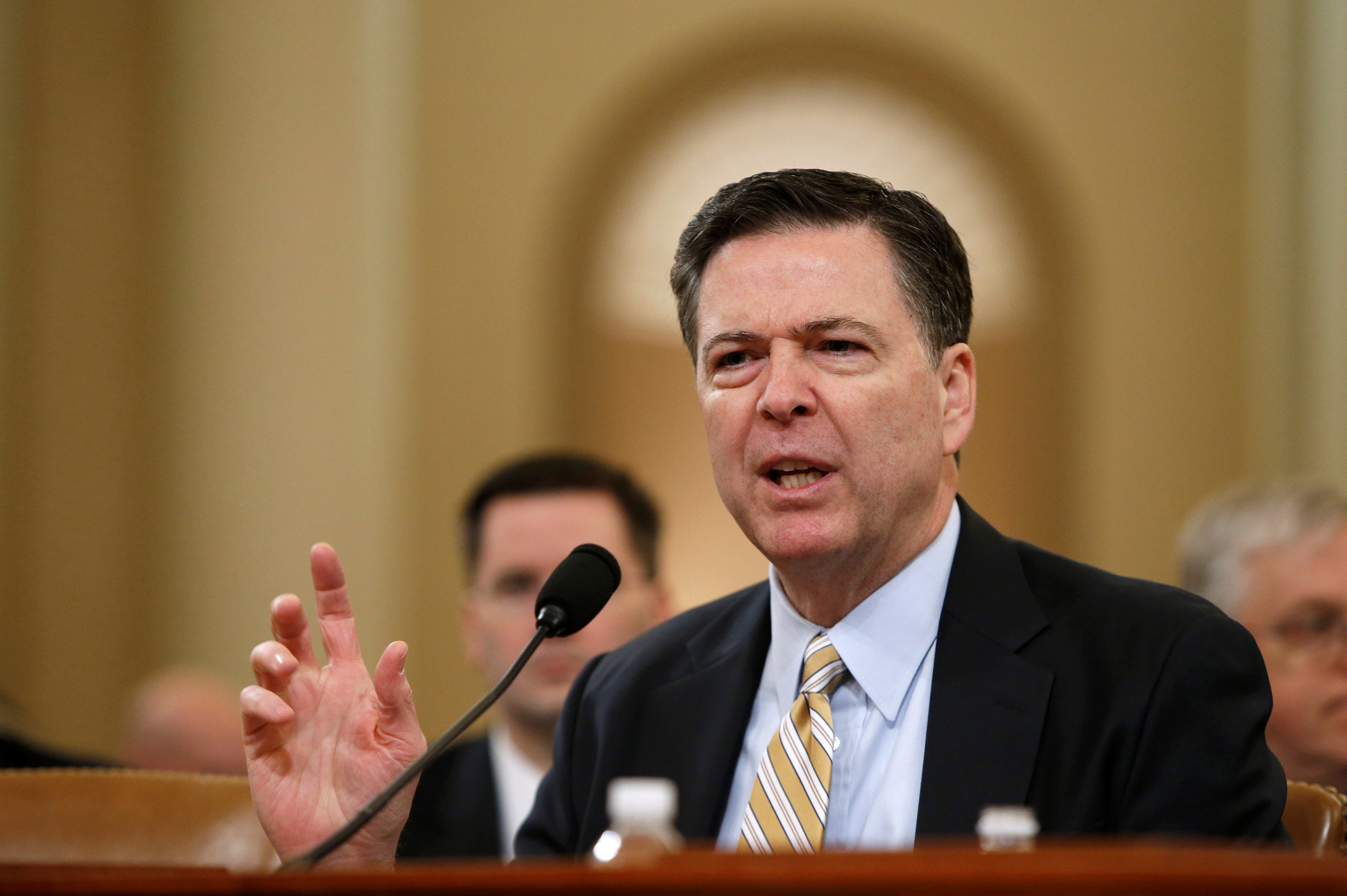 美国联邦调查局(fbi)局长柯米(james comey).(图/路透社)