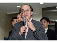 「換律師也改變不了真理」柯建銘籲馬英九認罪　遭民眾嗆聲