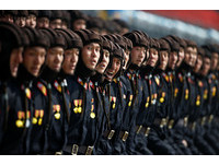 嘲笑金正恩是「金屁孩」　北韓7英勇軍人遭狼狽逮捕！