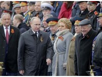 波蘭要拆二戰「蘇聯貢獻紀念碑」　俄國：敢拆就制裁！