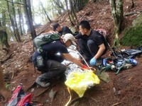 獨攀馬崙山！男登頂「最後2.5km」突昏迷…6山友輪流CPR救不回