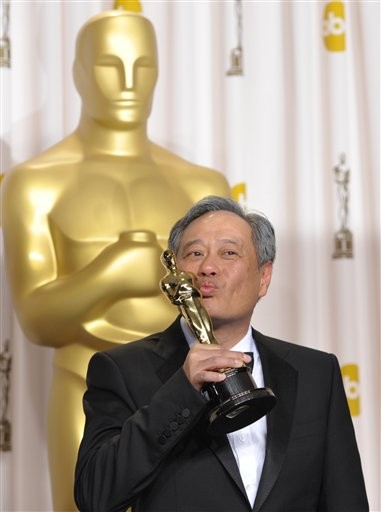 李安,僑報,馮小剛,張藝謀,陳凱歌,奧斯卡姜文,陸川,Ang Lee,奧斯卡,少年PI的奇幻漂流,特效公司,R&H,節奏特效,父親三部曲,喜宴,推手,飲食男女,臥虎藏龍,斷背山