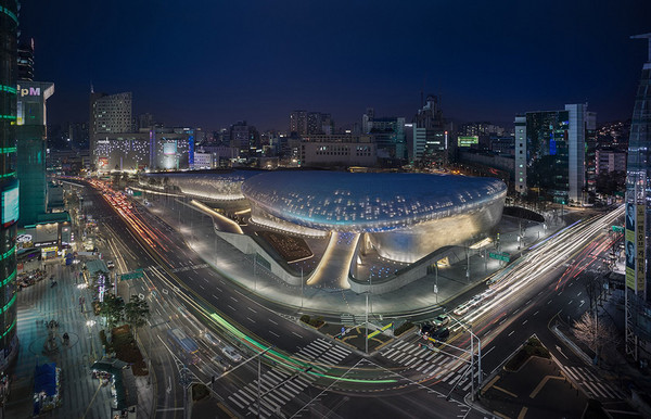 韩国东大门设计广场.图/取自zaha hadid architects.