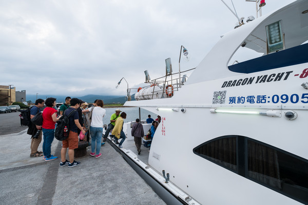 金山蹦火重傳無logo照片。（圖／記者徐文彬攝）