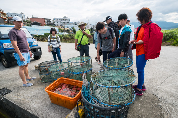 金山蹦火重傳無logo照片。（圖／記者徐文彬攝）