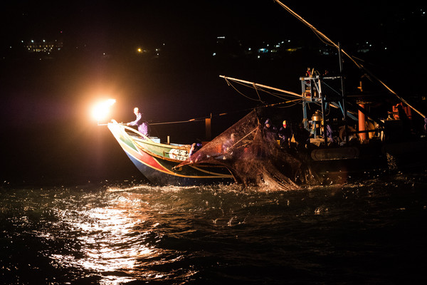 金山蹦火重傳無logo照片。（圖／記者徐文彬攝）
