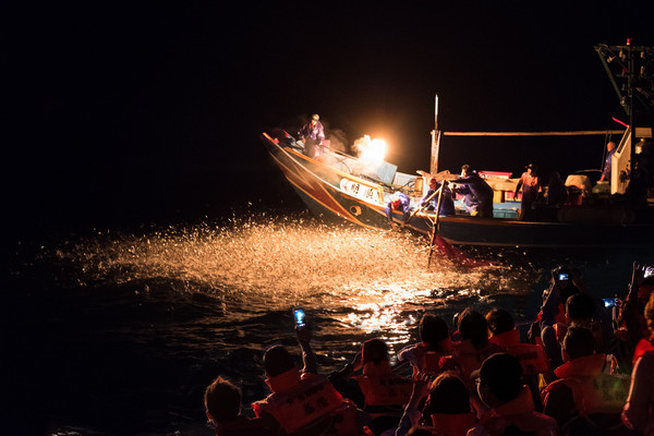 金山蹦火重傳無logo照片。（圖／記者徐文彬攝）