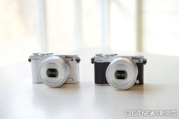 Nikon释镜头专利，曝光新全幅微单将有曲面感光元件？