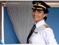 世界最年輕的波音777「正妹機長」　突破印度女性圍籬