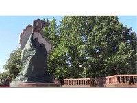 波蘭修法拆二戰紀念碑　俄羅斯怒斥：拆掉就制裁