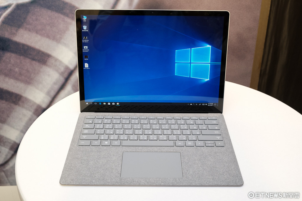 Surface Book2、4G机型有望？微软将于10/31发表新品