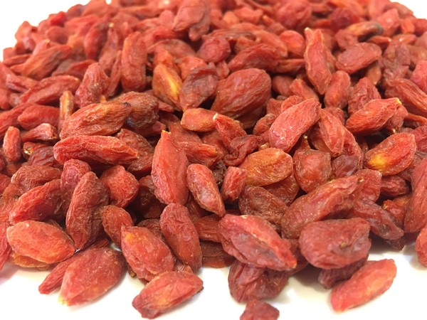 低头族快看!药师建议「5样护眼食物」能降血脂