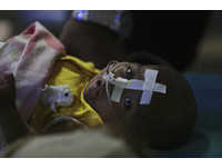 印度「屠殺醫院」一周70名孩童死亡　欠債被中斷供氧設備