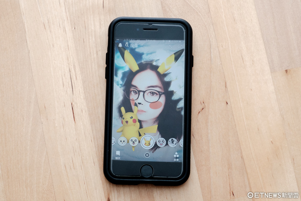 张嘴就能发电！？Snapchat推皮卡丘限时变身滤镜