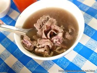 用台南牛肉湯來說早安　點湯免費送肉燥飯！