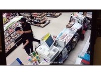 持槍連劫台南超商、加油站　搶匪自感法網難逃投案
