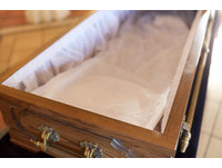 老婦咬定兒子遺體被掉包　42年後開棺「屍體不見了」