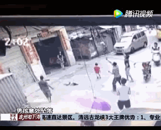 ▼东莞两名小孩接连坠楼(图/取自《广州日报》微博)