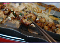 一次吃到4種口味烤腸！韓國章魚燒烤腸、海苔拳頭飯