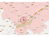 快訊／台灣旅遊團張家界翻車　5人受傷