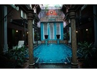 曼谷新人去哪「拍婚紗」？隱藏市區秘境摩洛哥風旅館