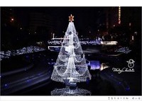 台中柳川浪漫水中聖誕樹　還有聖誕市集超有Feel！