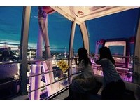 札幌旅客中心能泡免費溫泉、搭屋頂摩天輪看日本三大夜景