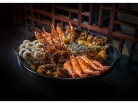 名人坊台灣推出香港年菜「盆菜」　聚集20種以上食材
