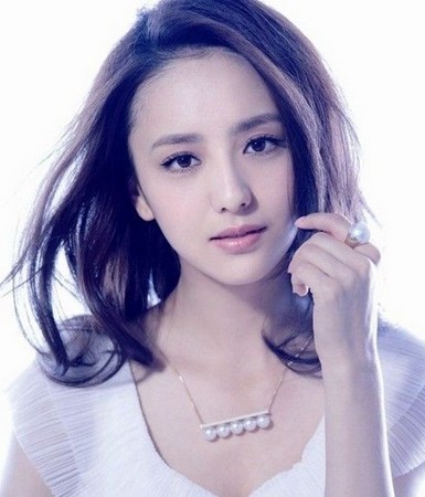 最美汽修师李莉娜工作照曝光 林志玲 佟丽娅综合版