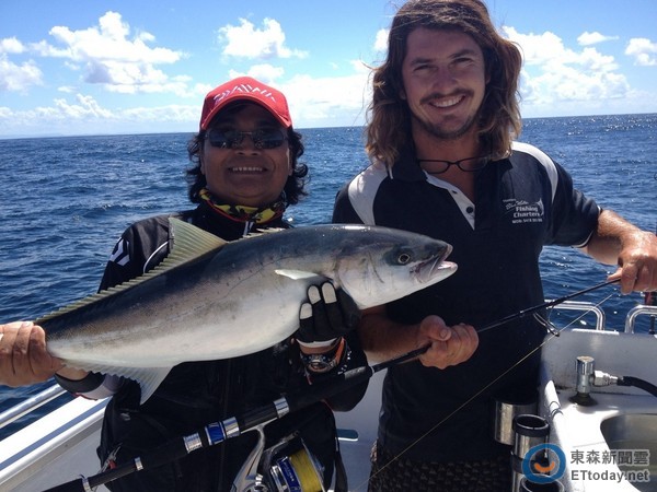 沈文程出外景多灾难 膝盖软骨磨平、半夜遇落