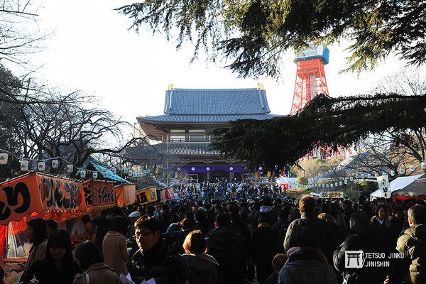 ▲▼日本過年祭儀,大年初一到寺廟與神社「初詣」，是日本過年必備活動。（圖／陳威臣提供）