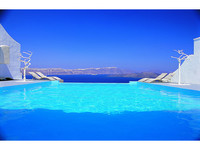蔚藍地中海風情，徜徉在愛琴海的美麗景色！