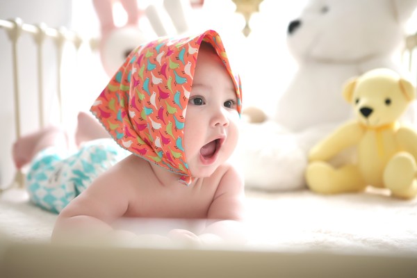 ▲兩歲以下嬰幼兒，應避免接觸含有薄荷/樟腦/冬綠油之產品（圖／jelly-pixabay.com）